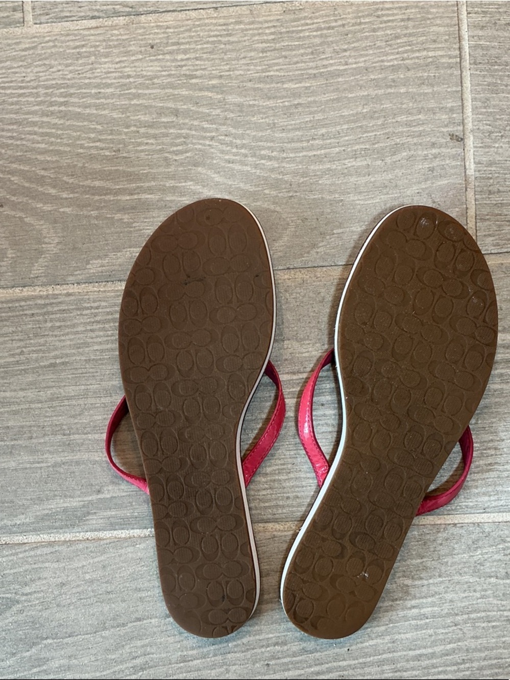 Coach Devlynn Pink Plaid Thong Sandals with Signature Logo Sz 9B - Picture 4 of 4